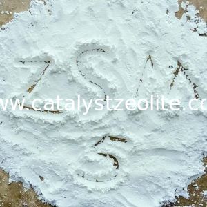 SiO2 / Al2O3 800 Zsm 5 জেওলাইট অনুঘটক পাউডার রূপান্তর মিথেনলকে পেট্রল এ রূপান্তর করার জন্য
